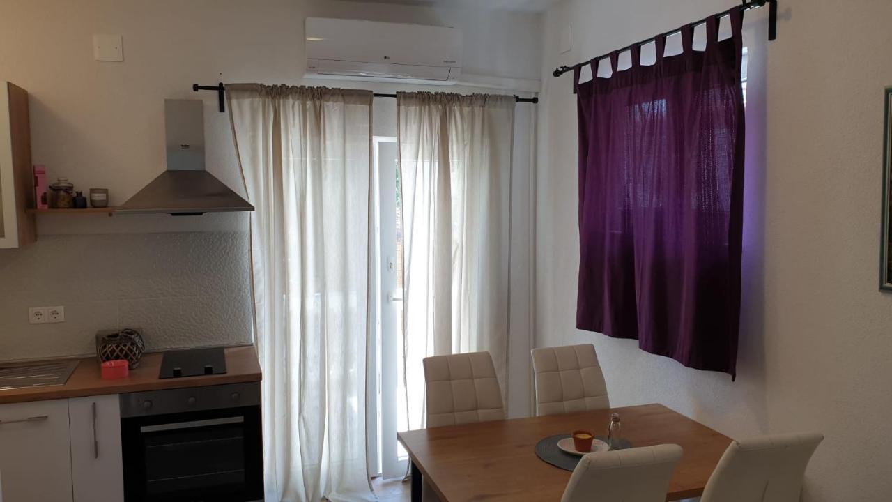 Apartmani Juricev Vodice Room photo