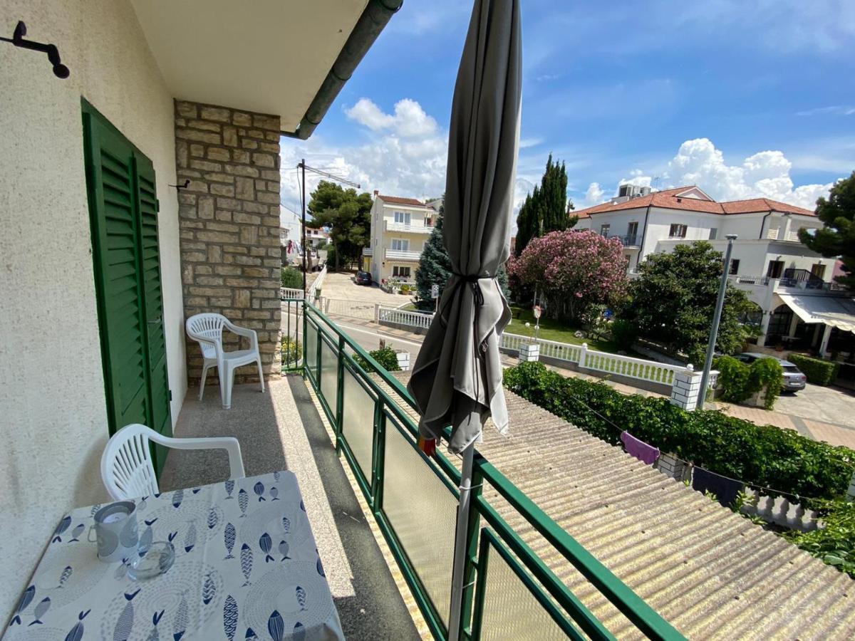 Apartmani Juricev Vodice Exterior photo