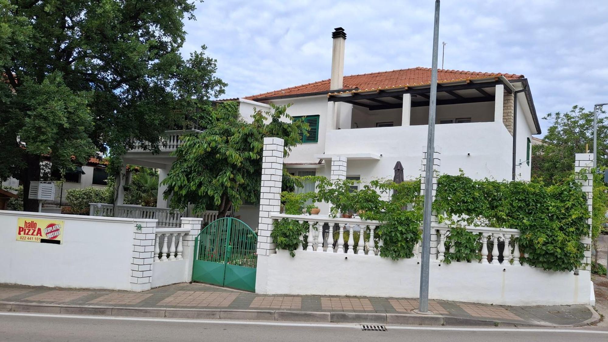 Apartmani Juricev Vodice Exterior photo